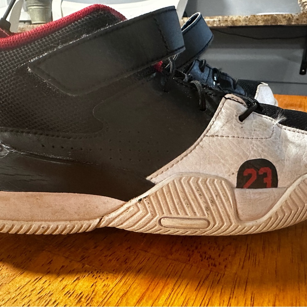 Nike Jordan’s Boys 1.5